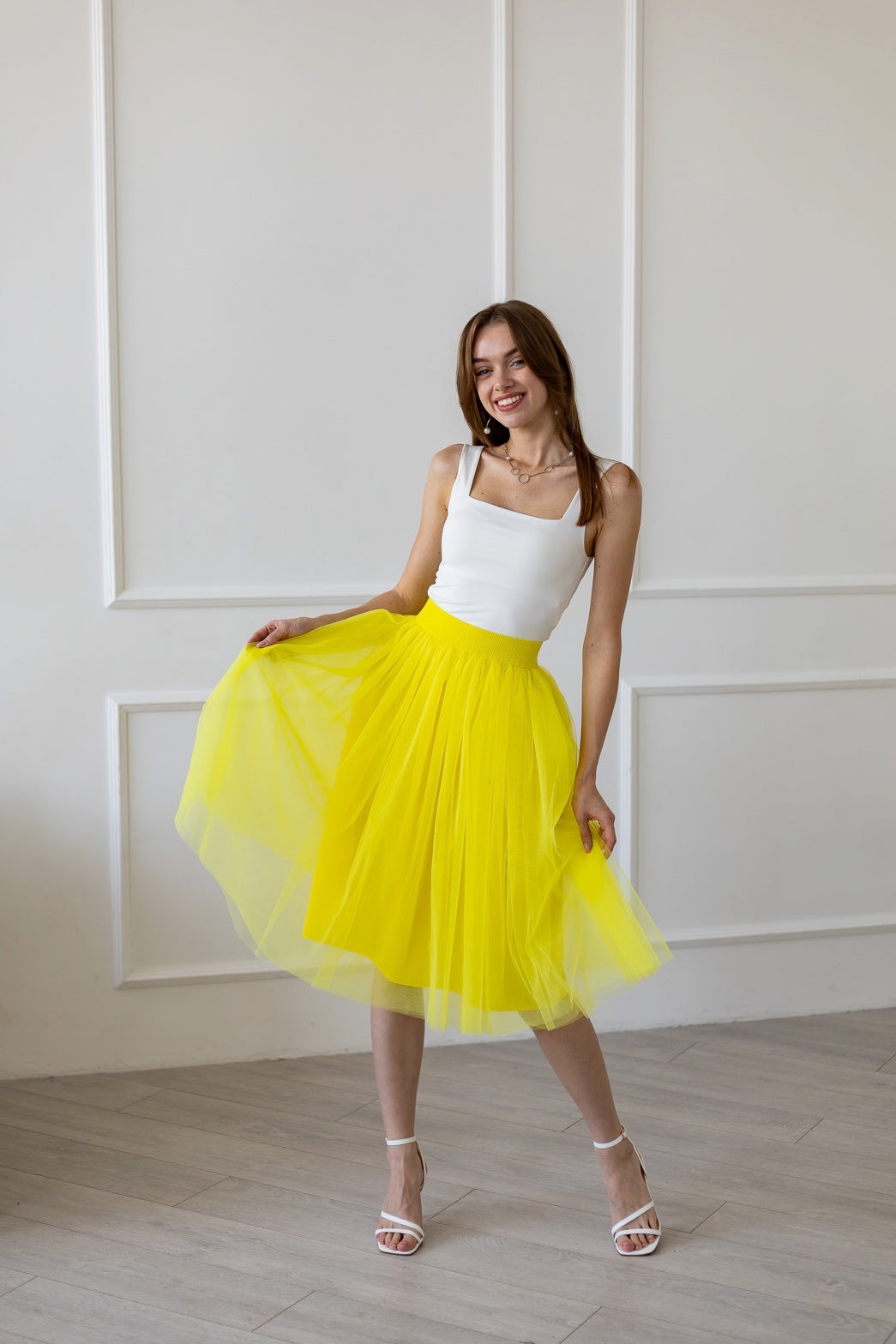 Long tulle skirt yellow best sale